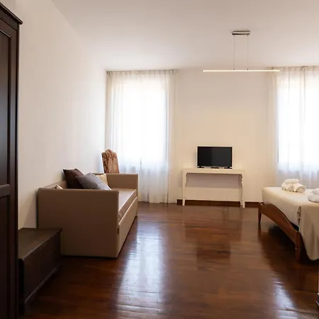 Aparthotel Il Grottino Relais & 4*